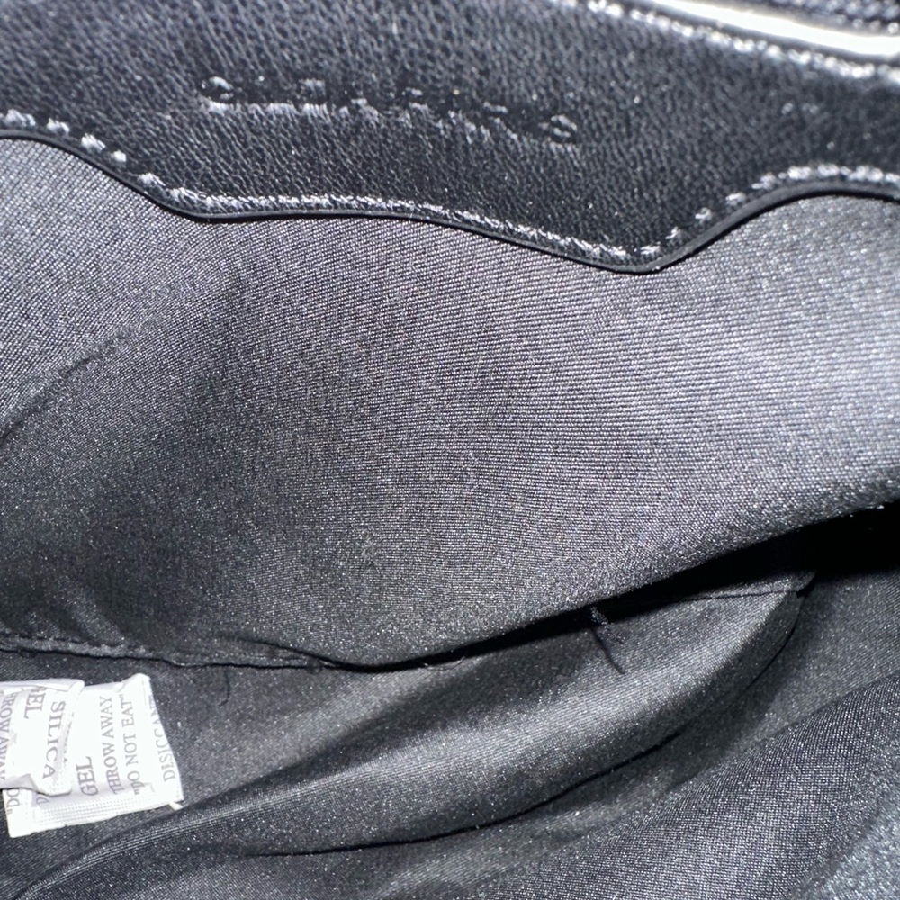 Elegant Black Quilted Gilda ParisWomen's Bag NWT Gift Ready - Picture 4 of 5